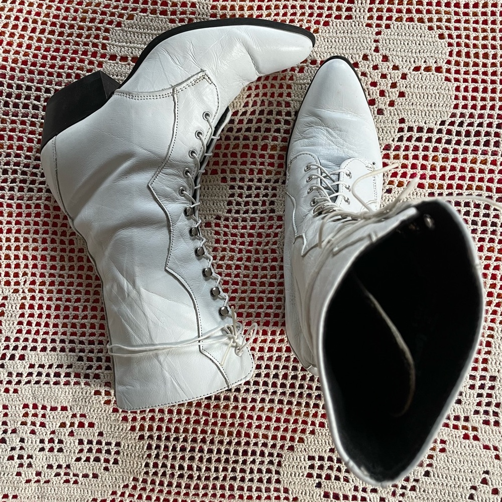 SOLD — Vintage 80s Tall Pointed Toe Roper Boots